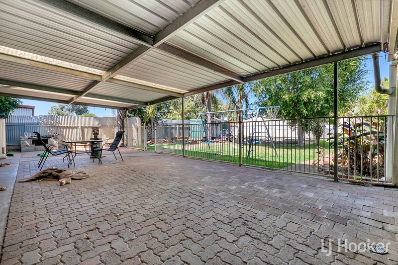 Photo - 6 Robins Street, Elizabeth Downs SA 5113 - Image 18