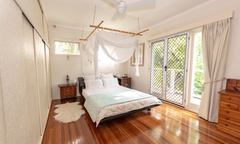 Photo - 6 Roby Street, Wynnum QLD 4178 - Image 8