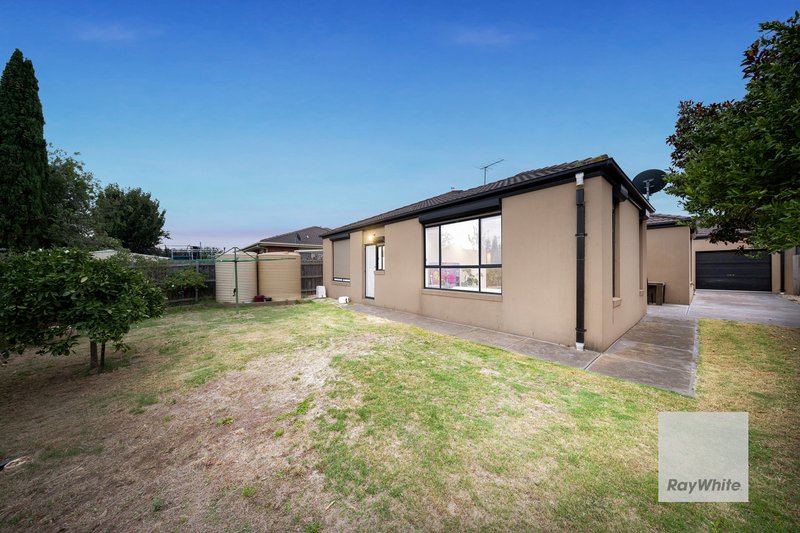 Photo - 6 Rockland Court, Taylors Hill VIC 3037 - Image 16