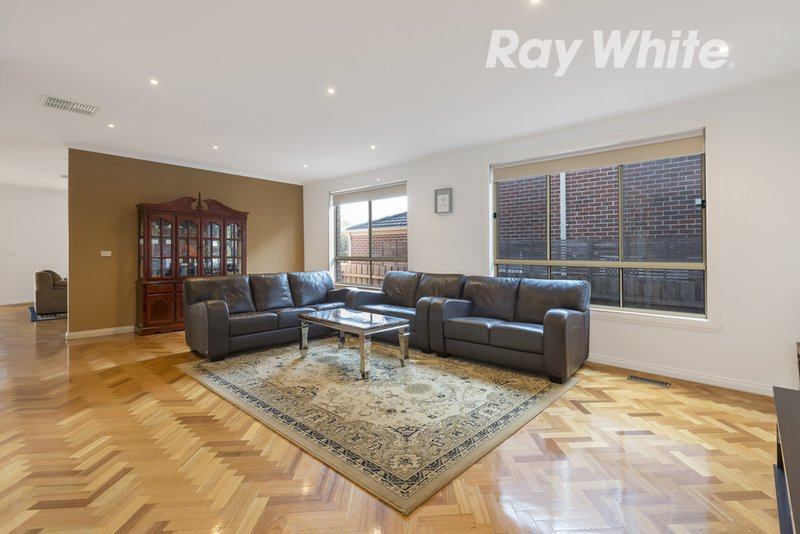 Photo - 6 Rocky Court, Epping VIC 3076 - Image 2