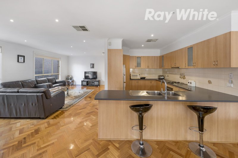 Photo - 6 Rocky Court, Epping VIC 3076 - Image 3