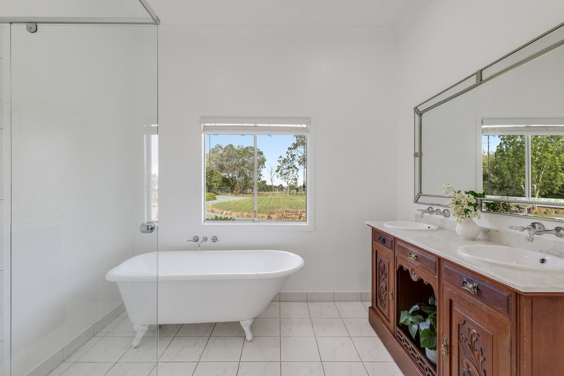 Photo - 6 Rody Burke Road, Gowrie Junction QLD 4352 - Image 10