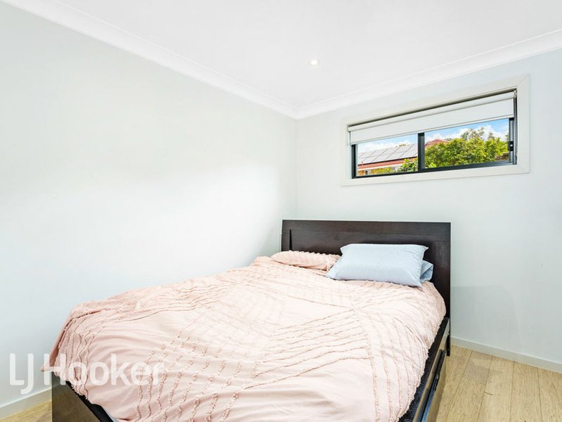 Photo - 6 Roebuck Place, Illawong NSW 2234 - Image 18