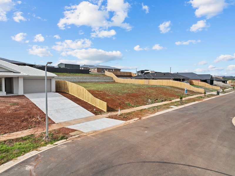 Photo - 6 Rolfe Close, Leongatha VIC 3953 - Image 5