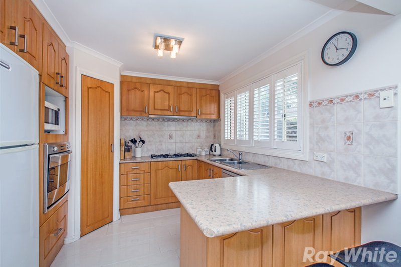 Photo - 6 Romina Way, South Morang VIC 3752 - Image 2