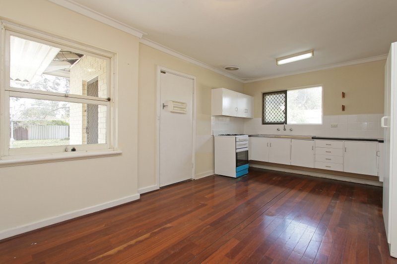 Photo - 6 Romney Street, Beckenham WA 6107 - Image 3