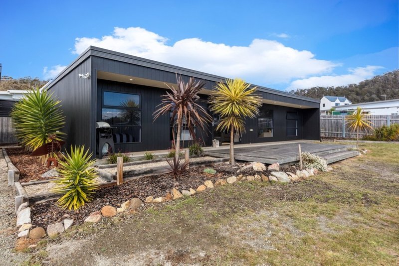 Photo - 6 Rose Street, Bicheno TAS 7215 - Image 2