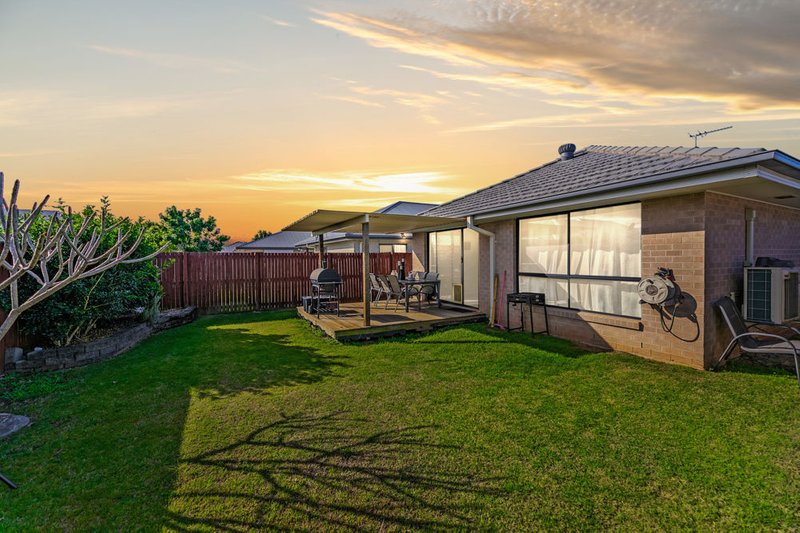 Photo - 6 Rosewood Street, Caboolture South QLD 4510 - Image 15