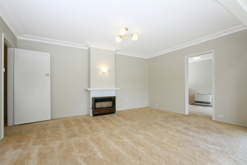 Photo - 6 Ross Street, Goulburn NSW 2580 - Image 3