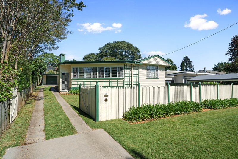 Photo - 6 Ross Street, Mount Lofty QLD 4350 - Image 5