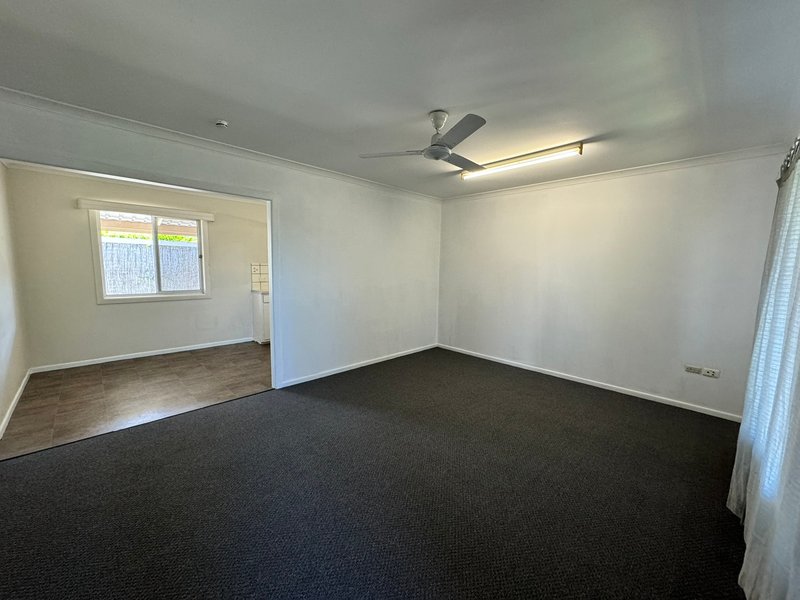 Photo - 6 Rotary Crescent, Redcliffe QLD 4020 - Image 5