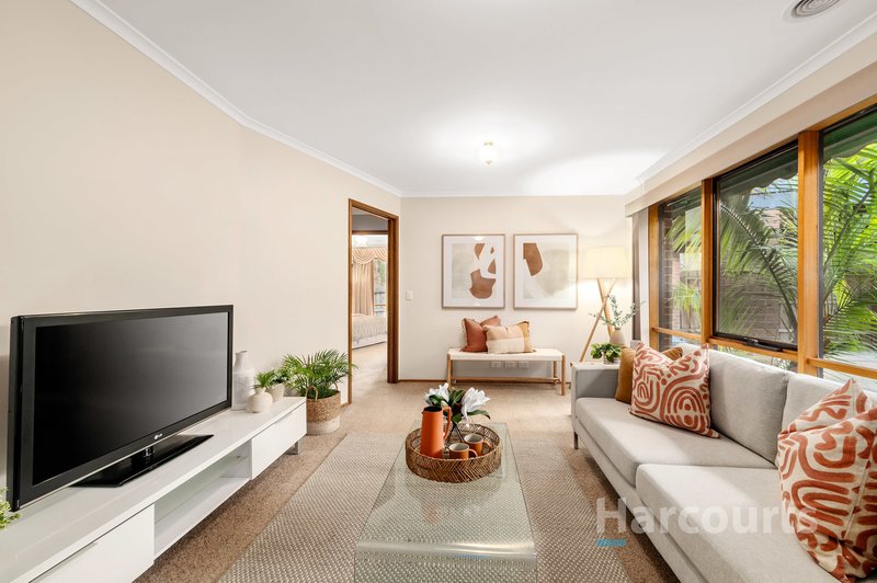 Photo - 6 Rothbury Court, Wantirna VIC 3152 - Image 6