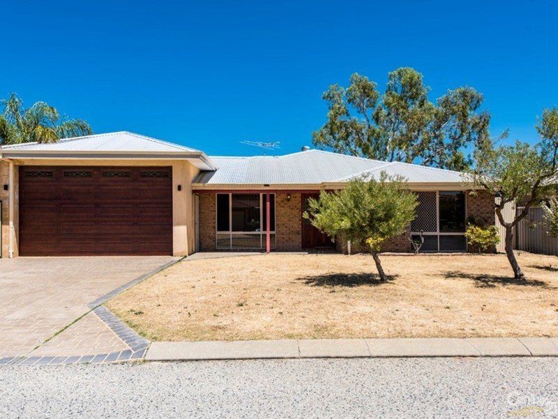 6 Rothesay Court , Cooloongup WA 6168