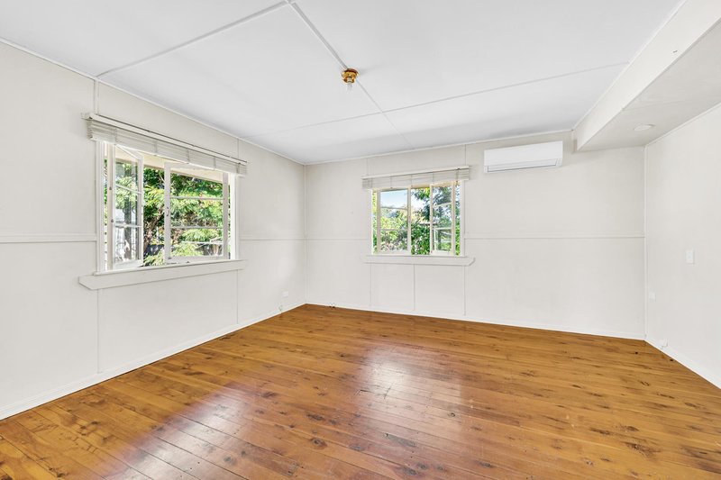 Photo - 6 Round Tree Drive, Emerald QLD 4720 - Image 10