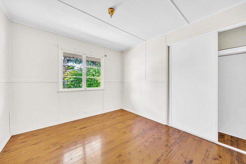 Photo - 6 Round Tree Drive, Emerald QLD 4720 - Image 13