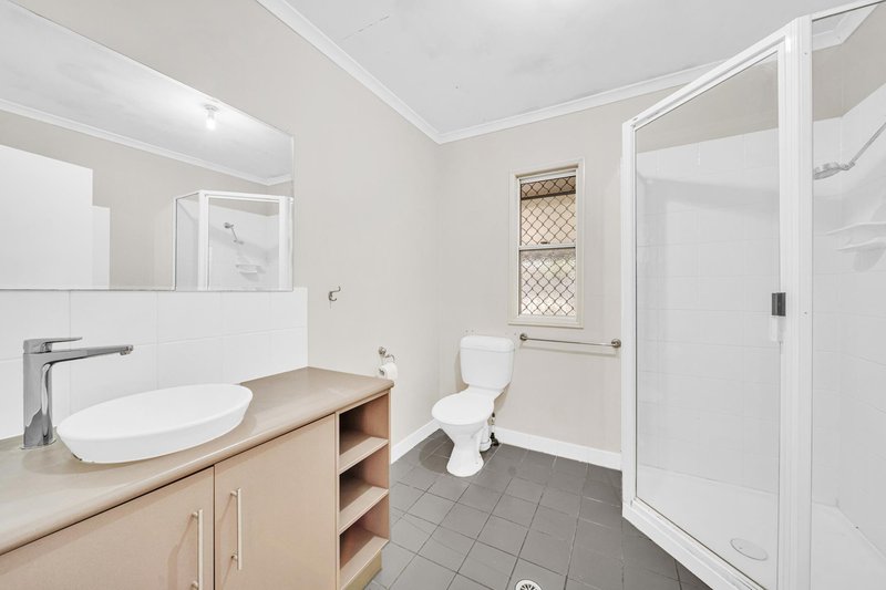 Photo - 6 Round Tree Drive, Emerald QLD 4720 - Image 16