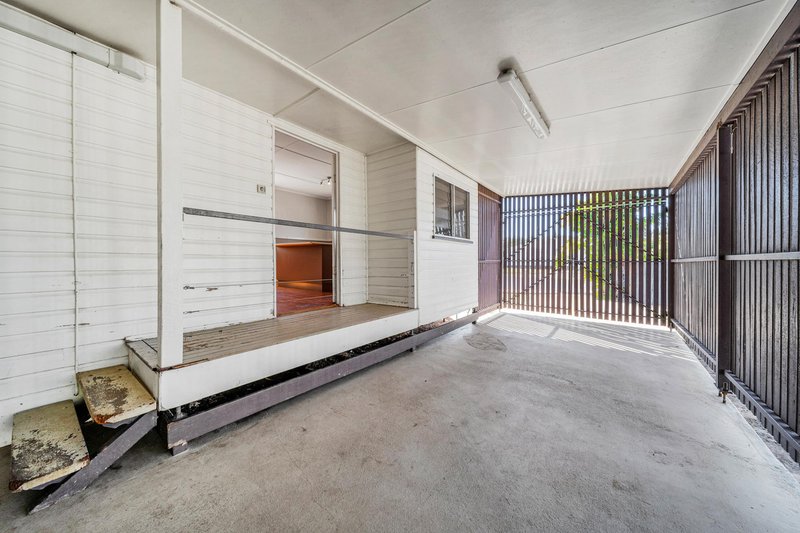 Photo - 6 Round Tree Drive, Emerald QLD 4720 - Image 17