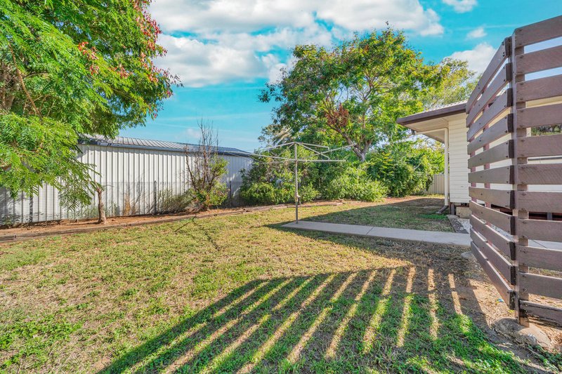 Photo - 6 Round Tree Drive, Emerald QLD 4720 - Image 19