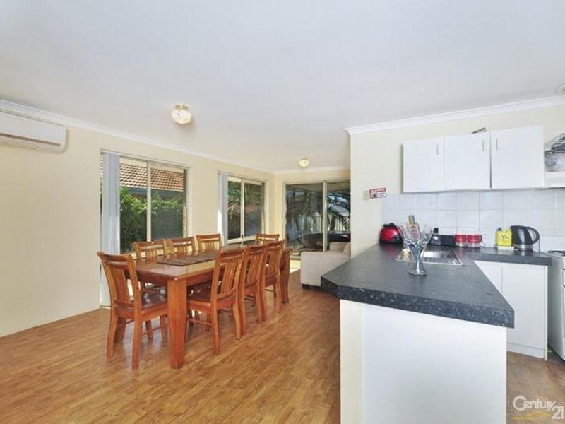 Photo - 6 Rover Court, Quinns Rocks WA 6030 - Image 5