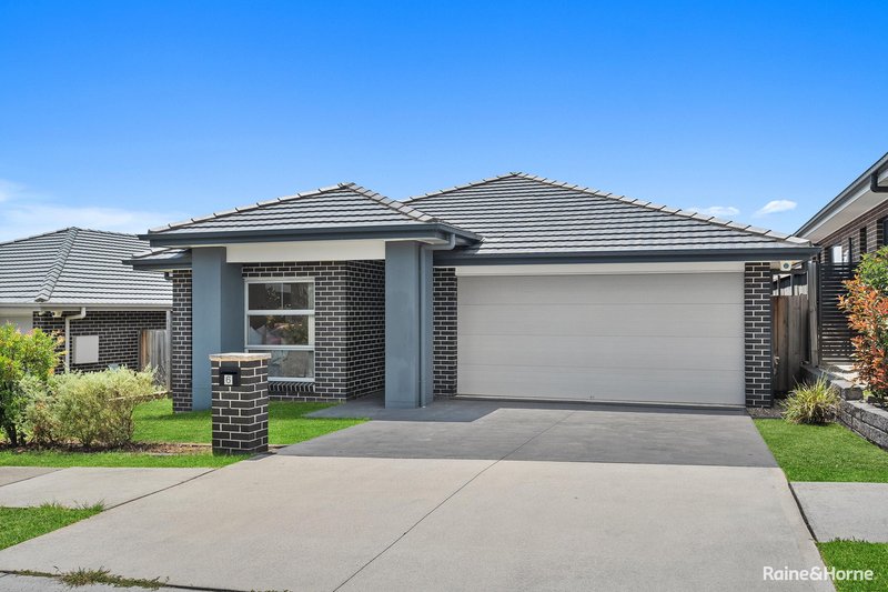 6 Rowan Street, Oran Park NSW 2570