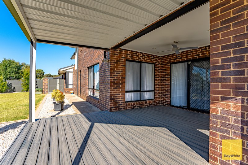 Photo - 6 Roxburgh Crescent, Junortoun VIC 3551 - Image 21