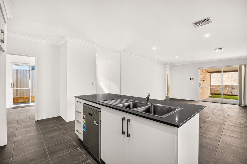 Photo - 6 Rozelle Way, Golden Bay WA 6174 - Image 5