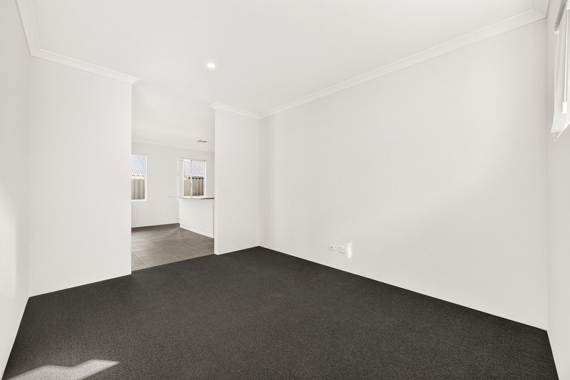 Photo - 6 Rozelle Way, Golden Bay WA 6174 - Image 6