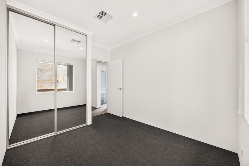 Photo - 6 Rozelle Way, Golden Bay WA 6174 - Image 9
