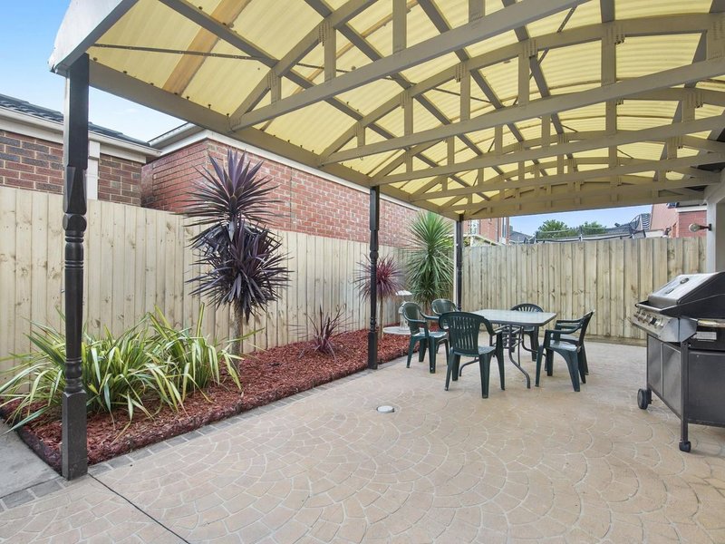 Photo - 6 Ruby Place, Springvale VIC 3171 - Image 18