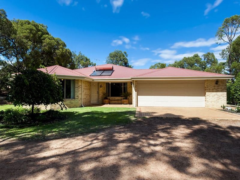 6 Russell Drive, Waroona WA 6215