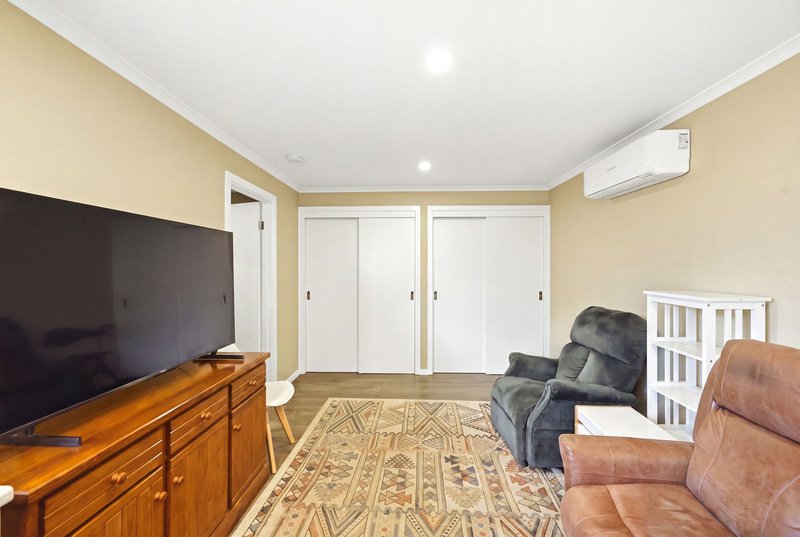 Photo - 6 Ryan Court, Melton VIC 3337 - Image 10