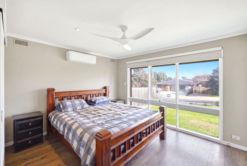 Photo - 6 Ryan Court, Melton VIC 3337 - Image 16