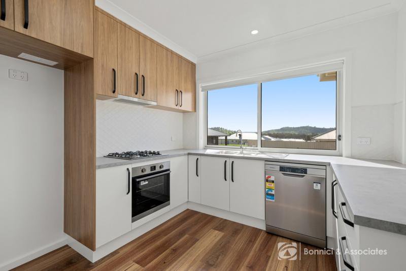 Photo - 6 Rymer Way, Baranduda VIC 3691 - Image 2