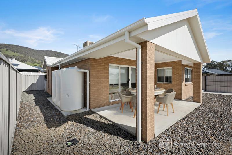 Photo - 6 Rymer Way, Baranduda VIC 3691 - Image 10