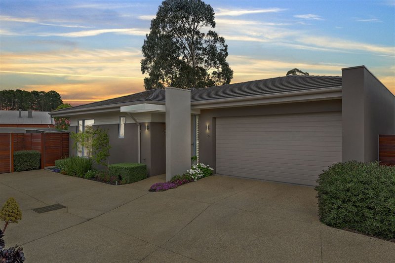 6 Sage Close, Alfredton VIC 3350