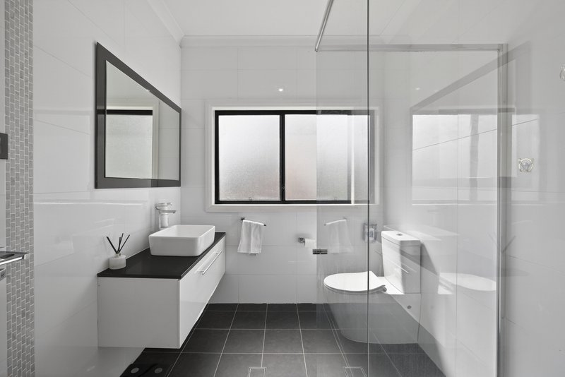 Photo - 6 Saladine Avenue, Punchbowl NSW 2196 - Image 10