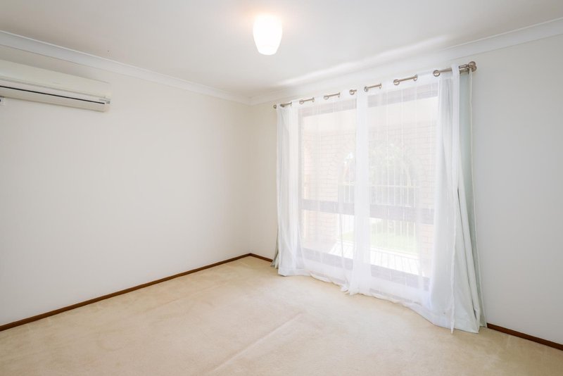 Photo - 6 Salamau Street, Runaway Bay QLD 4216 - Image 12