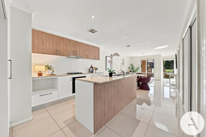 Photo - 6 Salisbury Street, Casey ACT 2913 - Image 8