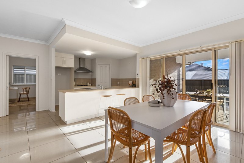 Photo - 6 Salmon Gum Crescent, Blakeview SA 5114 - Image 11