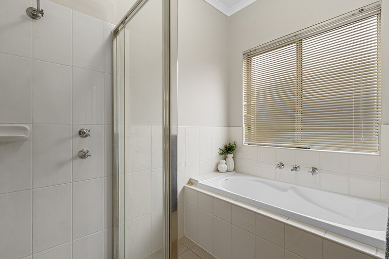 Photo - 6 Salmon Gum Crescent, Blakeview SA 5114 - Image 18