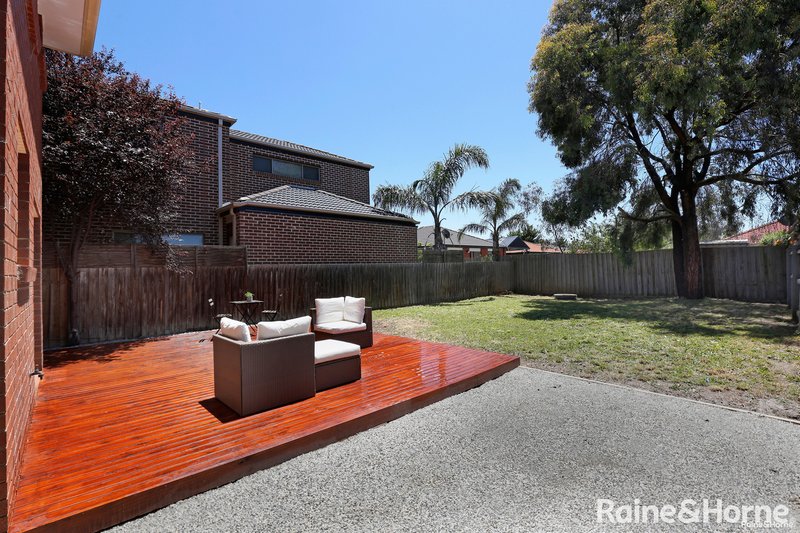 Photo - 6 Sandover Drive, Roxburgh Park VIC 3064 - Image 12