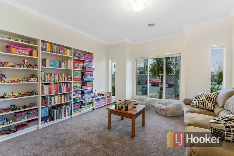 Photo - 6 Sandpiper Close, Pakenham VIC 3810 - Image 6