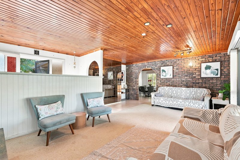 Photo - 6 Sandrew Street, Robertson QLD 4109 - Image 3