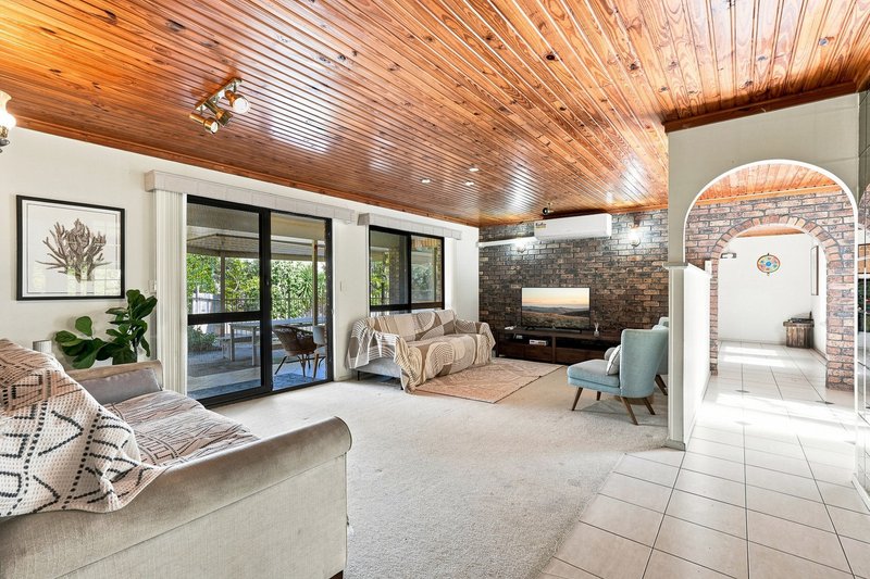 Photo - 6 Sandrew Street, Robertson QLD 4109 - Image 5