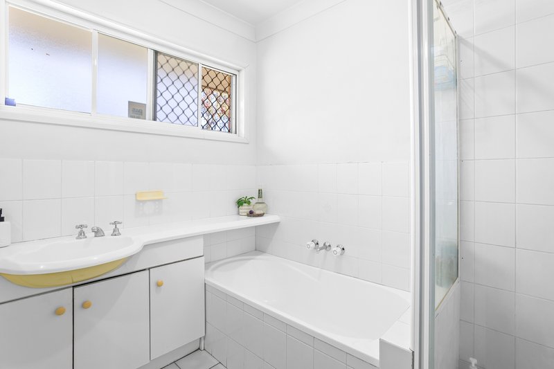 Photo - 6 Sanflex Street, Darra QLD 4076 - Image 5