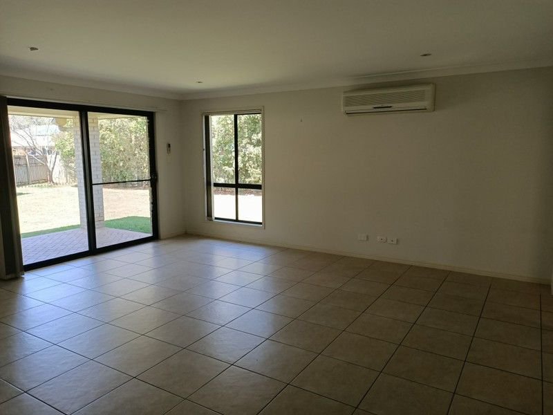 Photo - 6 Santa Ana Court, Beerwah QLD 4519 - Image 4