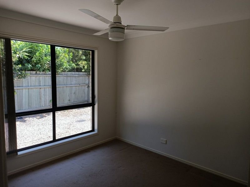 Photo - 6 Santa Ana Court, Beerwah QLD 4519 - Image 5