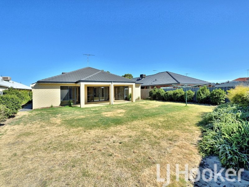 Photo - 6 Santalum Circus, Halls Head WA 6210 - Image 14