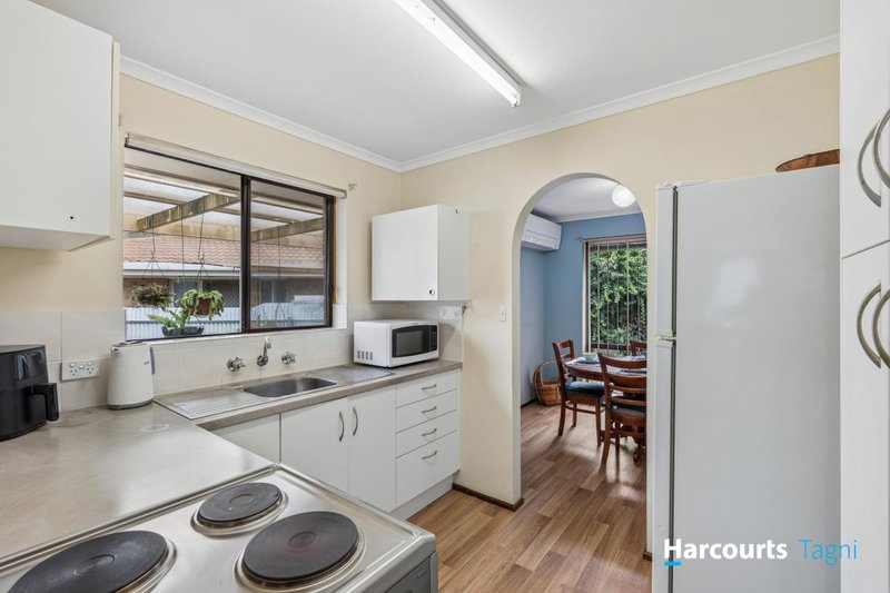Photo - 6 Santana Court, Aberfoyle Park SA 5159 - Image 6