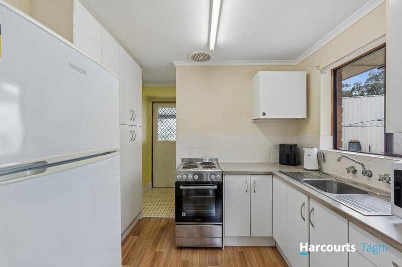 Photo - 6 Santana Court, Aberfoyle Park SA 5159 - Image 7